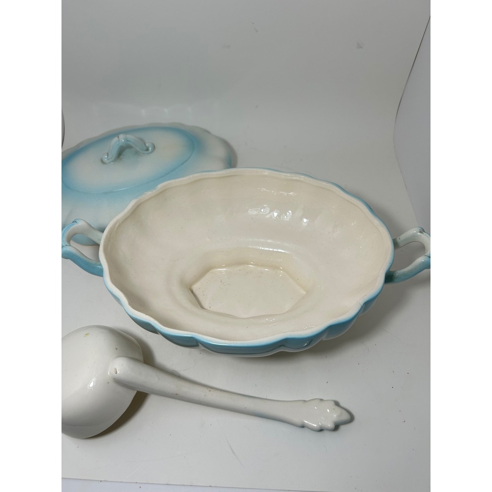 Vintage Scalloped Ceramic Soup Tureen with Lid and Ladle Blue White Ombre 11.5in - Picture 10 of 13